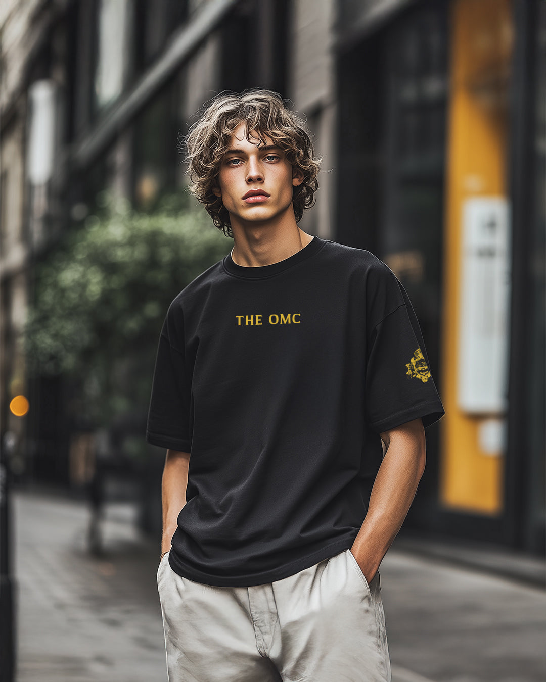 Signature Onyx Oversized T-shirt with Artic Embroidery