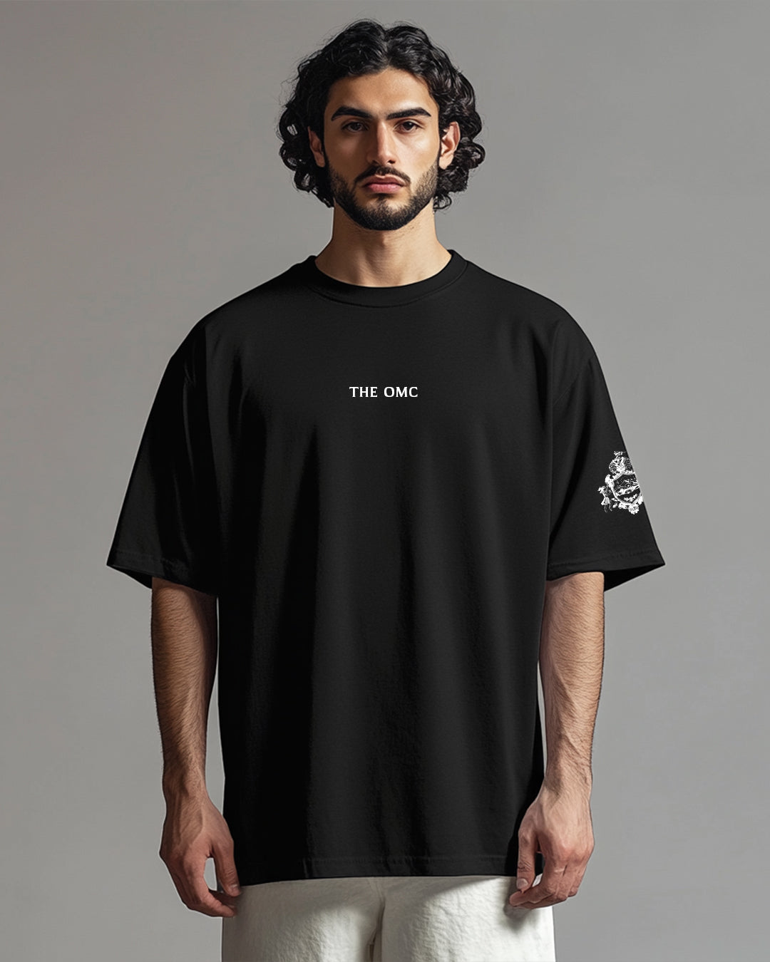 Signature Onyx Oversized T-shirt with Artic Embroidery